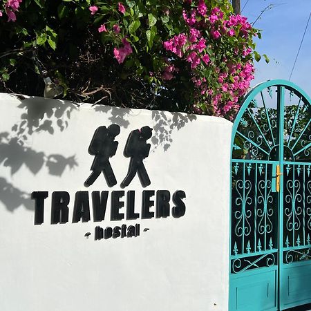 Hostal & Cafe Travelers Santiago Εξωτερικό φωτογραφία