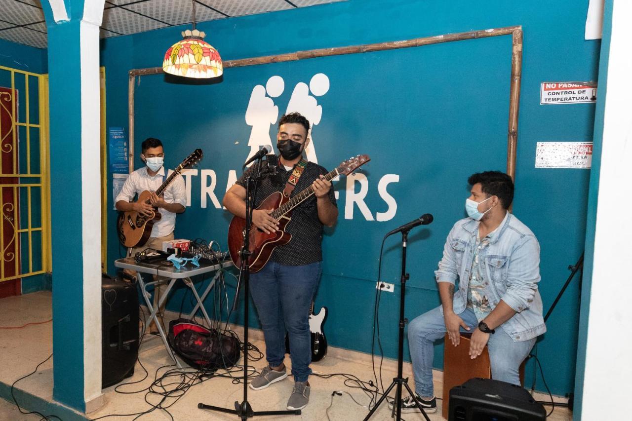Hostal & Cafe Travelers Santiago Εξωτερικό φωτογραφία