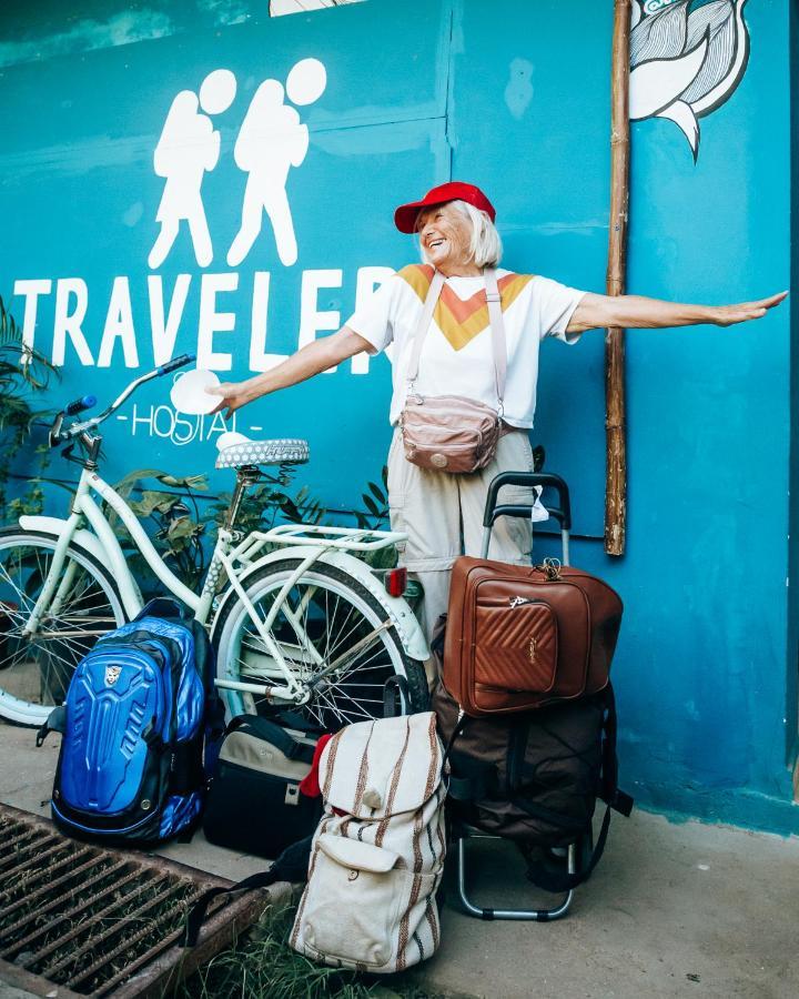 Hostal & Cafe Travelers Santiago Εξωτερικό φωτογραφία
